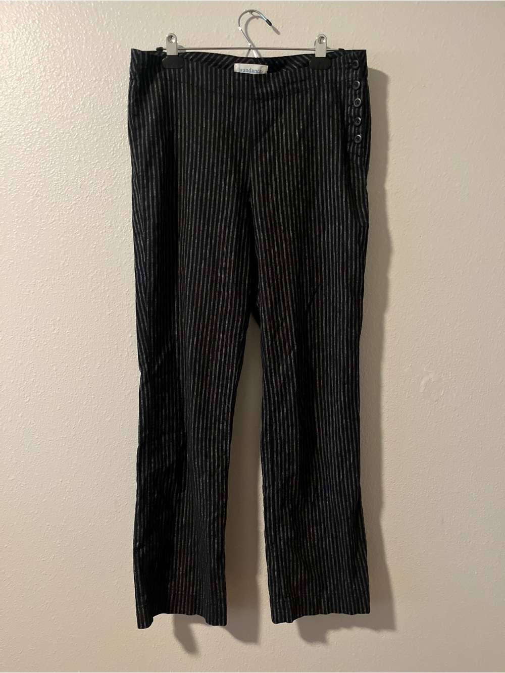 Sundance Linen Black Pinstripe Button-Accent Pants size 6